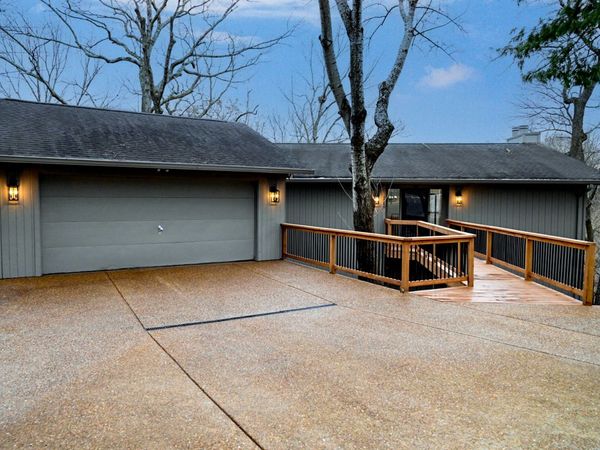 116 Harpeth Trace Ct, Nashville, TN 37221