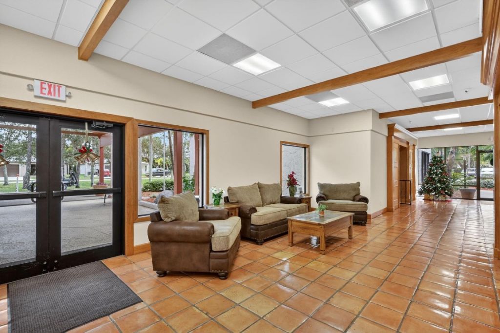 5 Flamenco Way, Port Saint Lucie, FL 34952 Photo