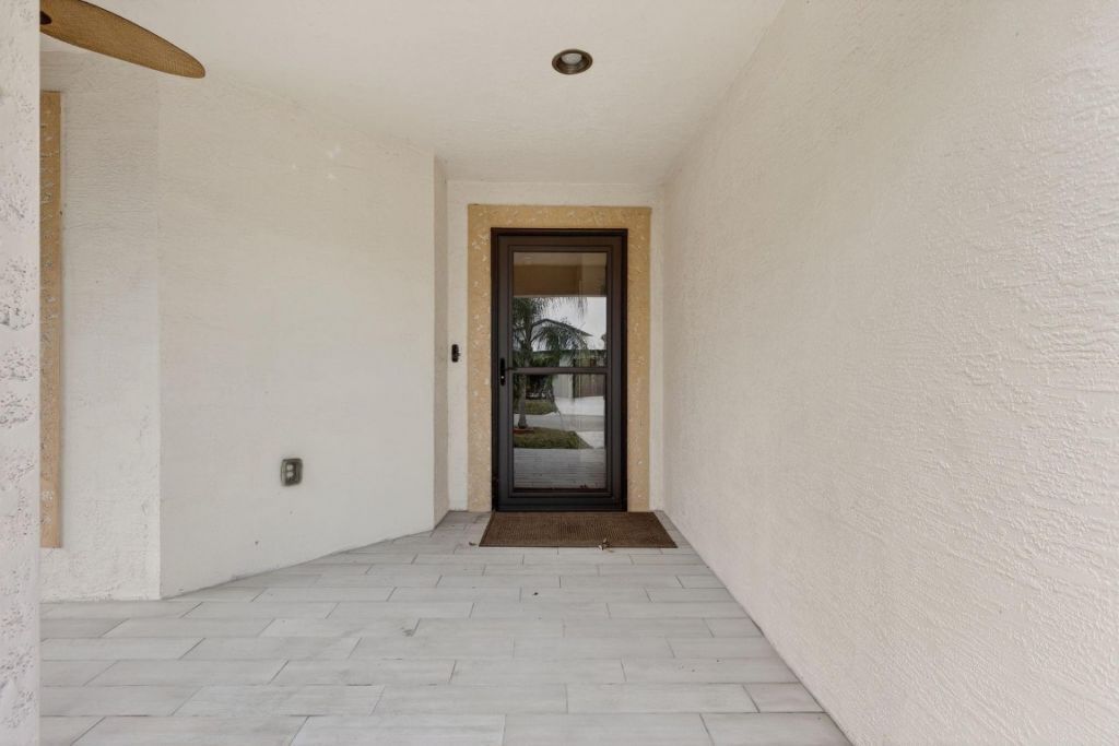 5 Flamenco Way, Port Saint Lucie, FL 34952 Photo