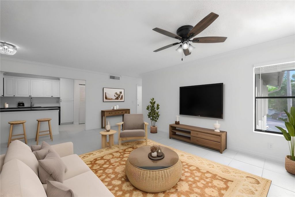711 Sunny Pine Way, Unit B-2, Greenacres, FL 33415 Photo