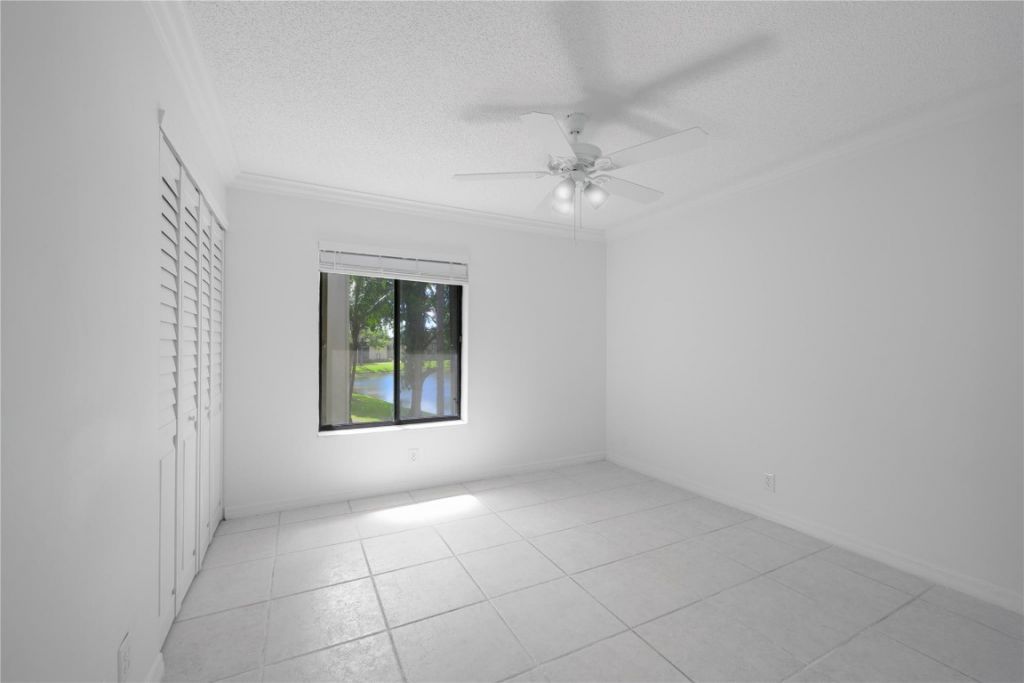 711 Sunny Pine Way, Unit B-2, Greenacres, FL 33415 Photo
