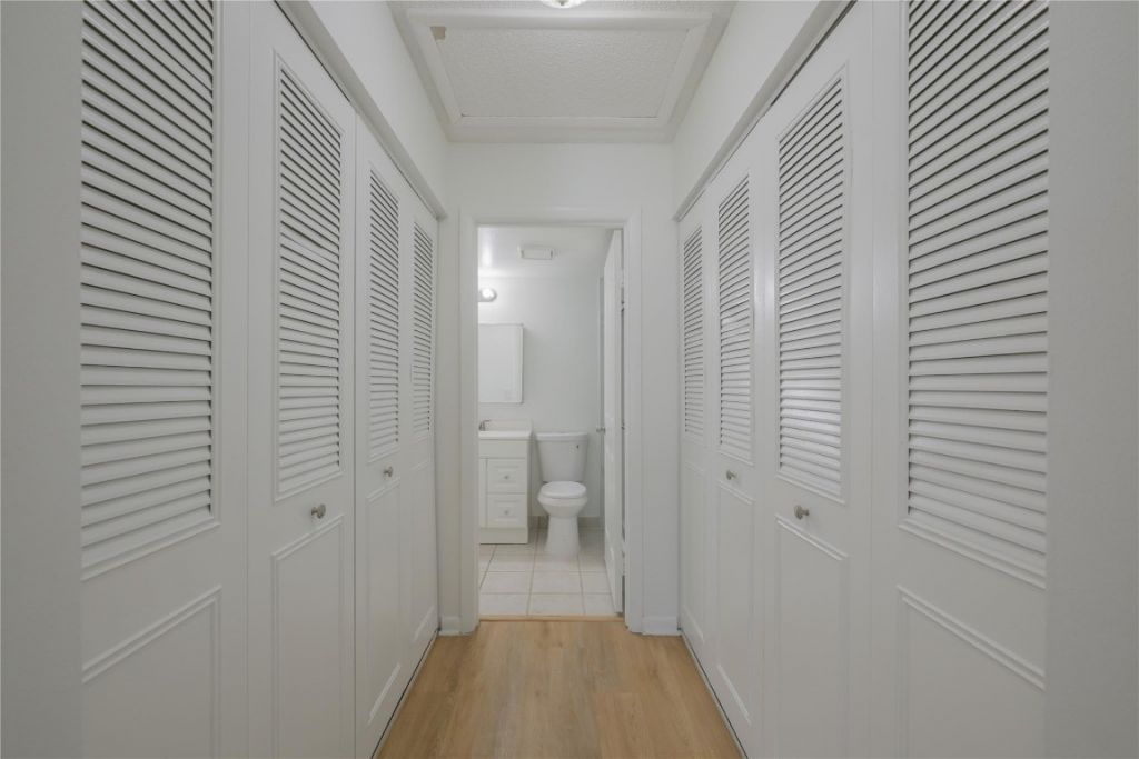 711 Sunny Pine Way, Unit B-2, Greenacres, FL 33415 Photo