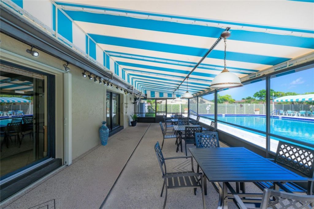 711 Sunny Pine Way, Unit B-2, Greenacres, FL 33415 Photo
