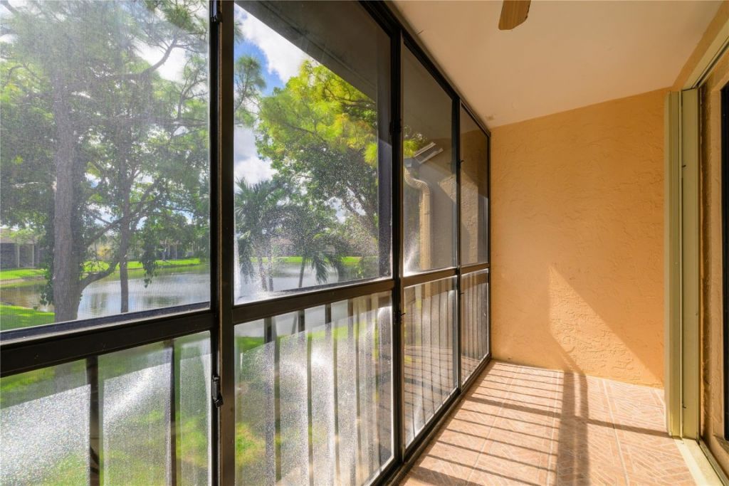 711 Sunny Pine Way, Unit B-2, Greenacres, FL 33415 Photo