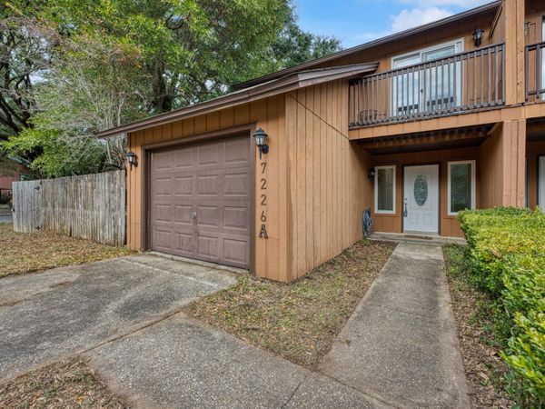 7226 Dogwood Terrace Drive, Unit A, Pensacola, FL 32504