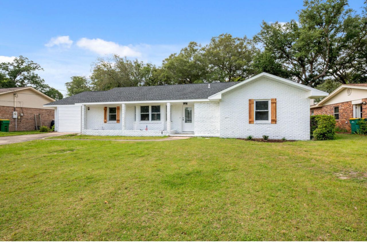 1411 28th Street, Niceville, FL 32578 Main Photo