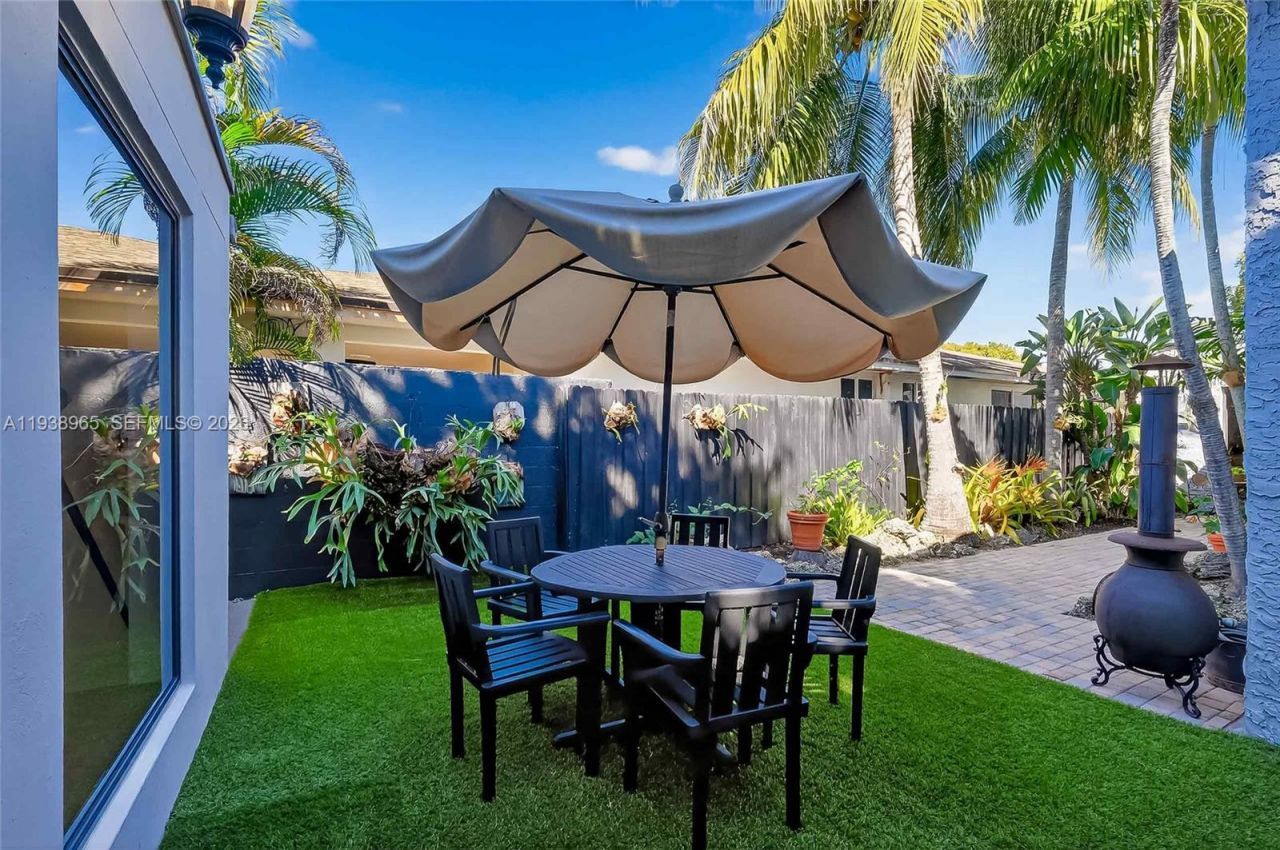 452 SW 21st Rd, Miami, FL 33129 Photo