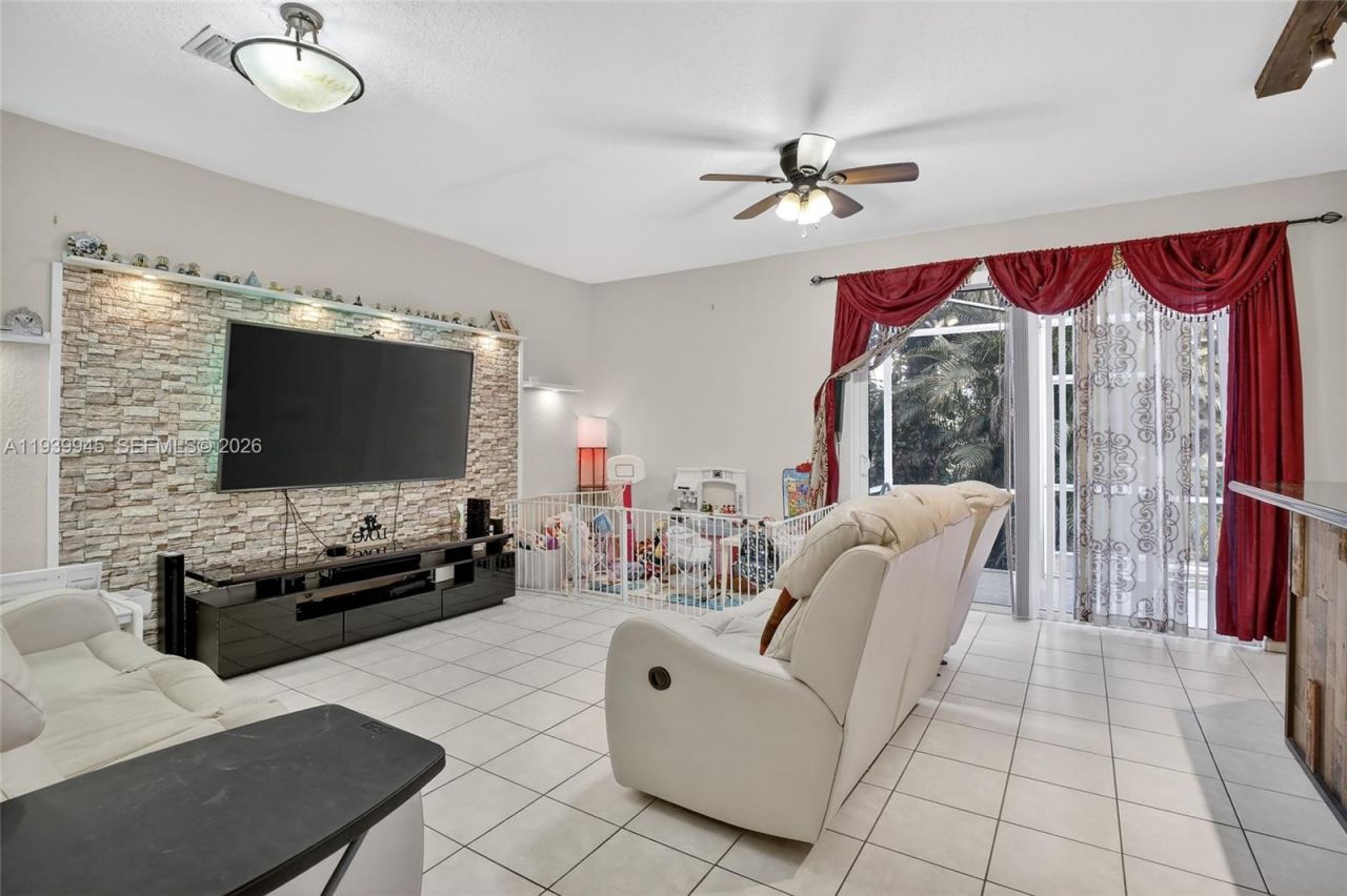 5436 NW 90th Ter, Unit 5436, Sunrise, FL 33351 Photo
