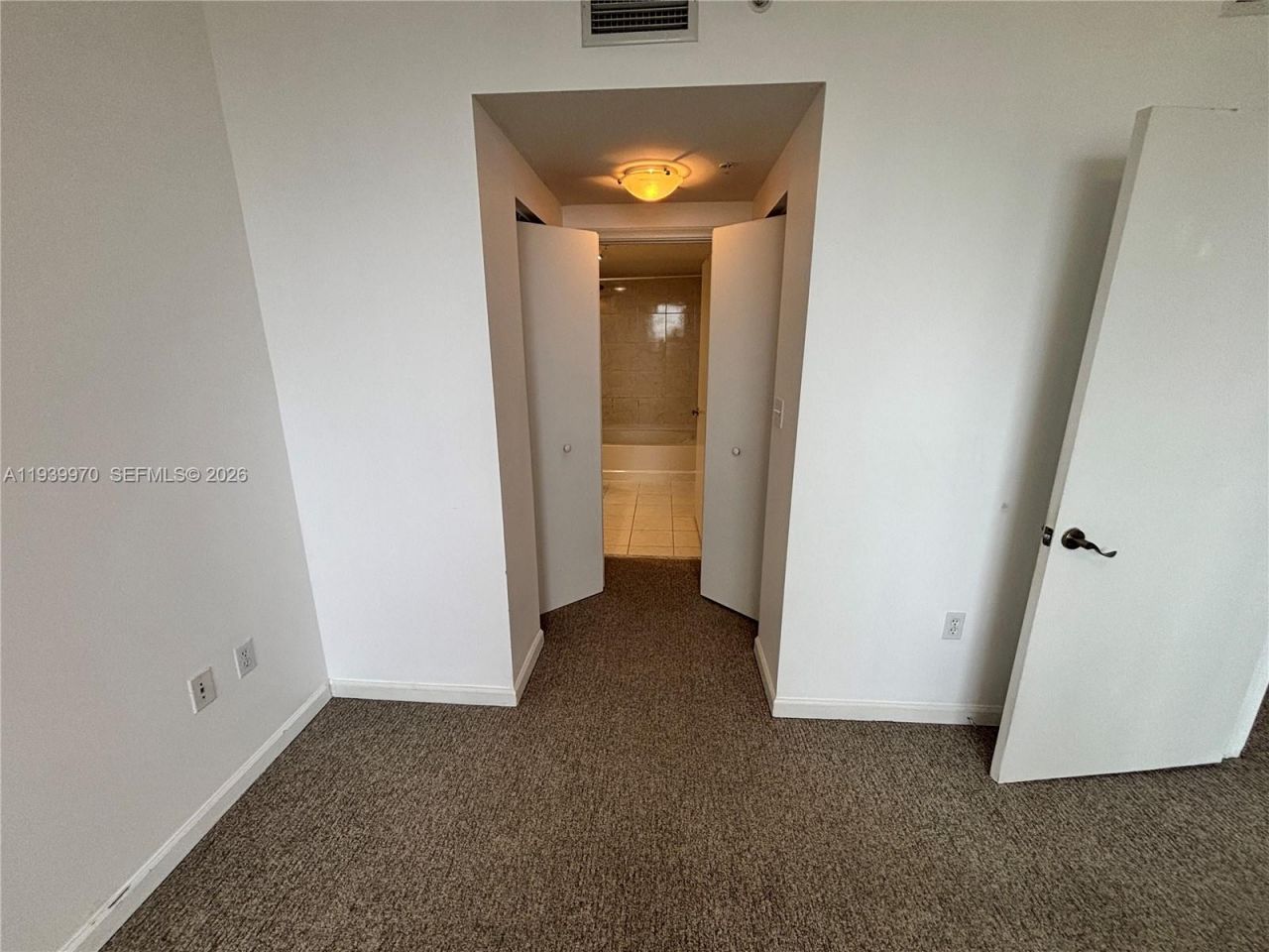 2775 NE 187th St, Unit 403, Aventura, FL 33180 Photo