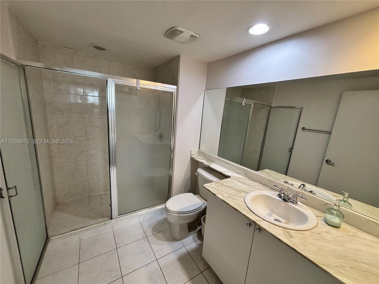 2775 NE 187th St, Unit 403, Aventura, FL 33180 Photo