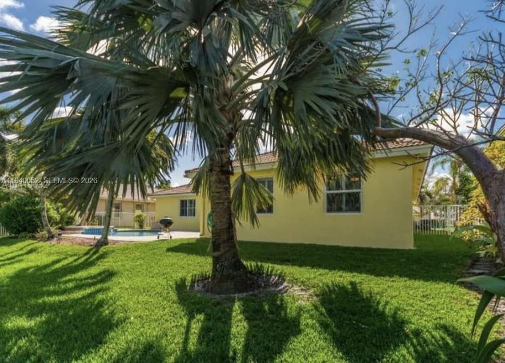 12841 Country Glen Dr, Cooper City, FL 33330 Photo