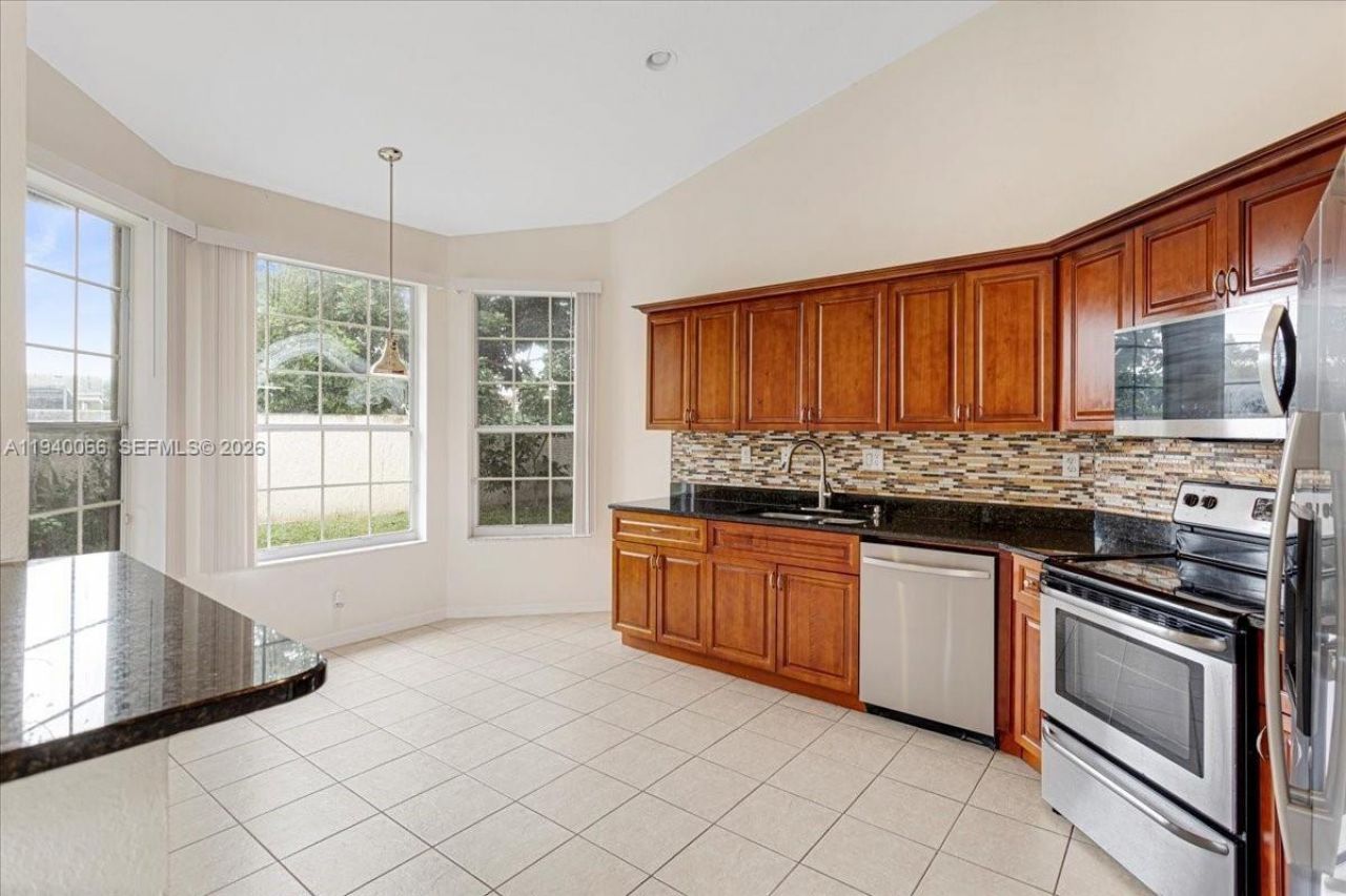 7620 S Aragon Blvd, Unit 1, Sunrise, FL 33322 Photo