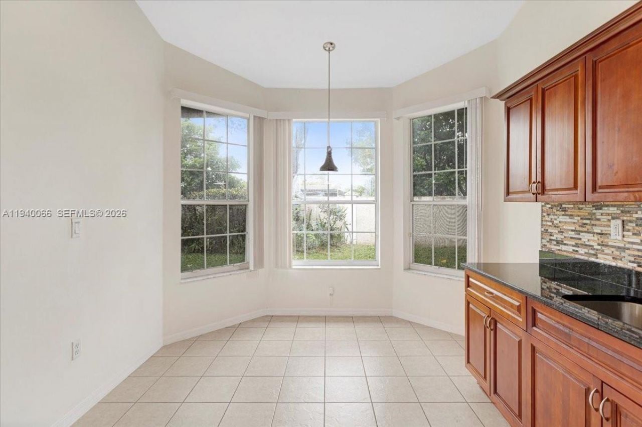 7620 S Aragon Blvd, Unit 1, Sunrise, FL 33322 Photo