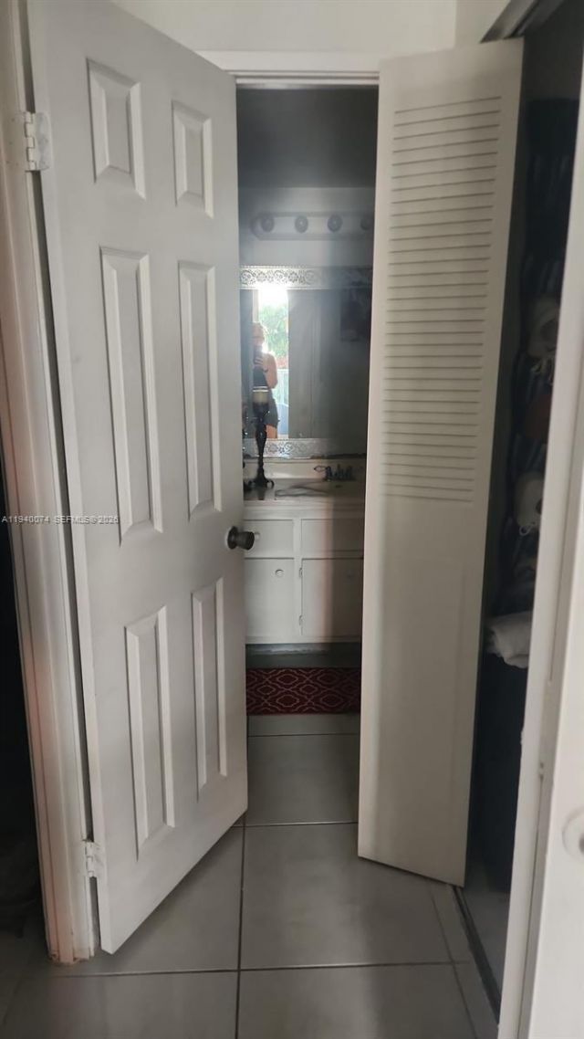 1301 NE Miami Gardens Dr, Unit 321W, Miami, FL 33179 Photo