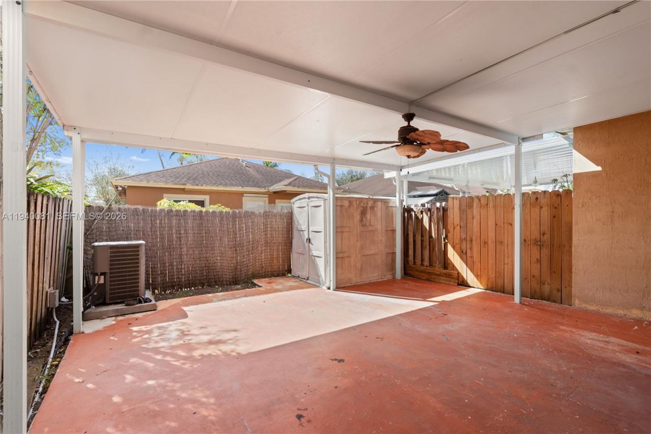 1564 SW 2nd St, Homestead, FL 33030 Photo