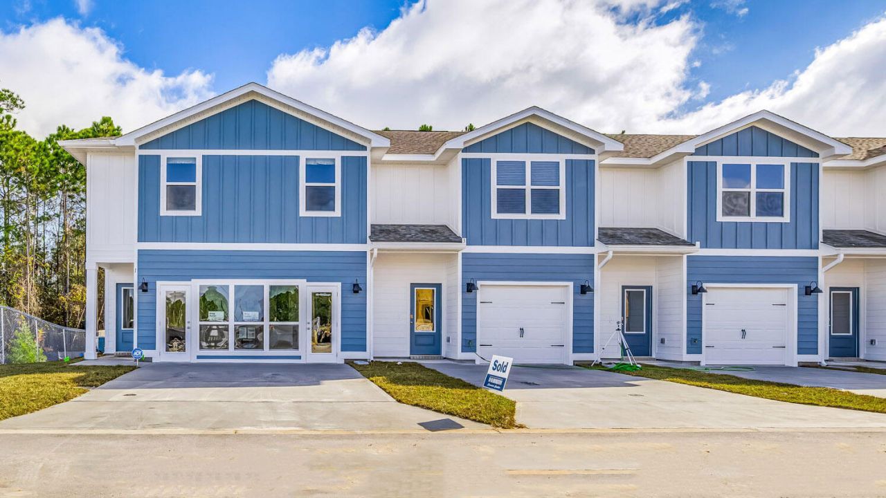 51 Hatten Court, Mary Esther, FL 32569 Main Photo