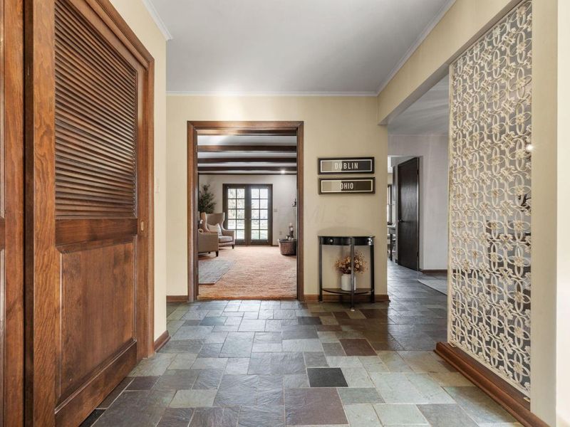 5250 Indian Hill Road, Dublin, OH 43017 Photo 2