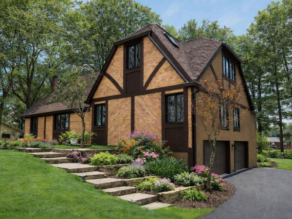 7490 S Section Line Road, Delaware, OH 43015