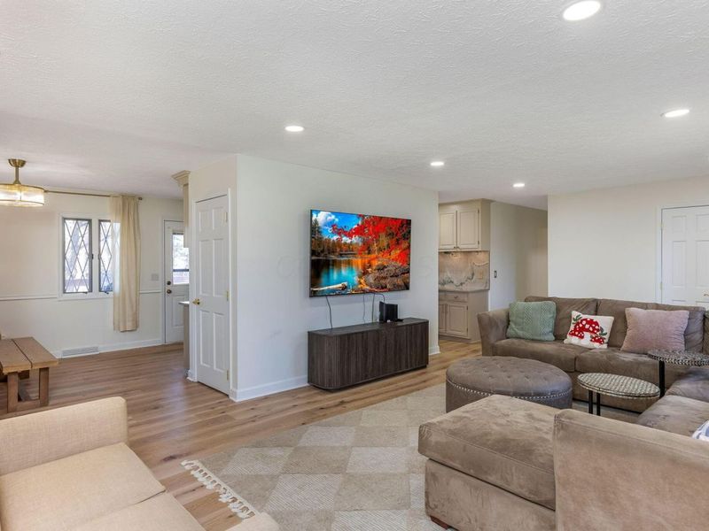 7490 S Section Line Road, Delaware, OH 43015 Photo 8