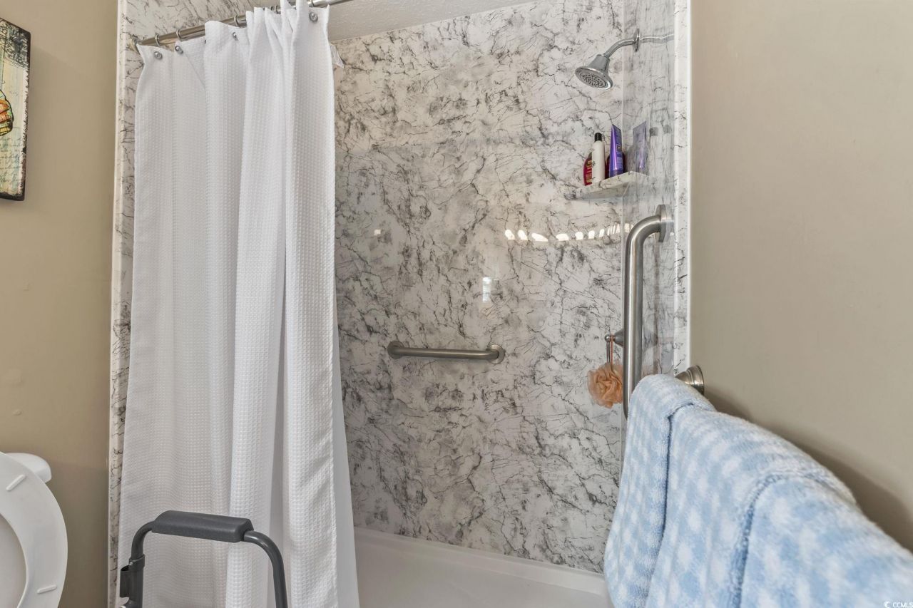 719-a 43rd Ave. S Photo 31