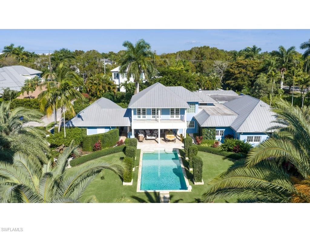 247 6th St N, Naples, FL 34102 Photo