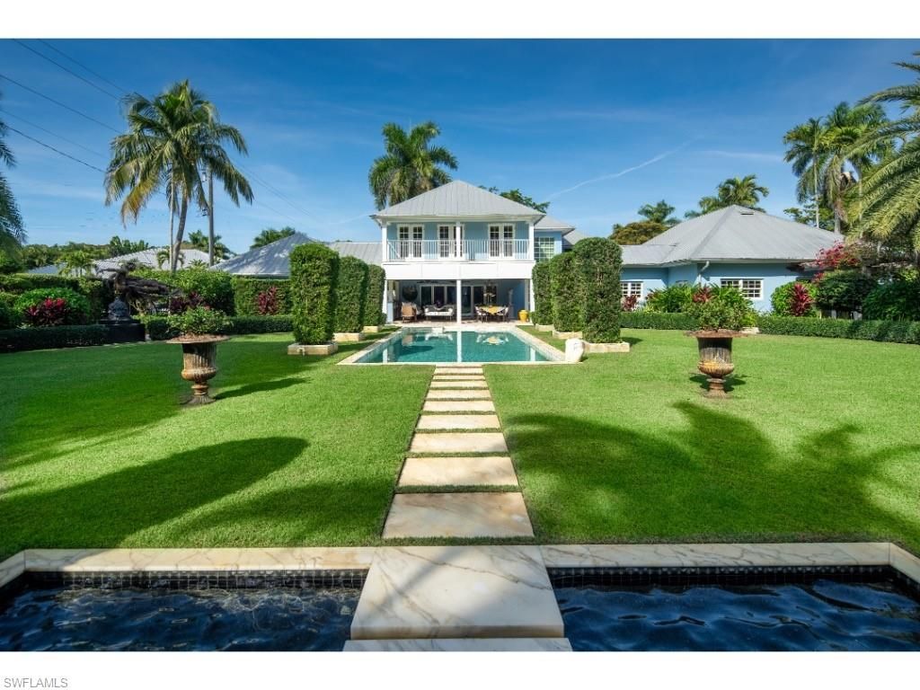 247 6th St N, Naples, FL 34102 Photo