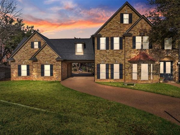 4302 Fairway Drive, Granbury, TX 76049