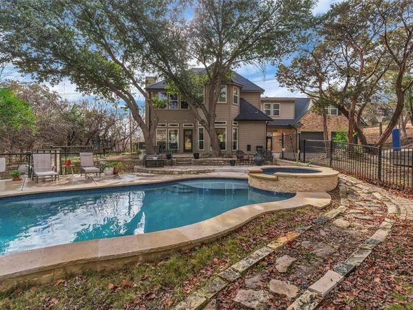 4302 Fairway Drive, Granbury, TX 76049