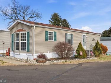 2304 BROWNSVILLE ROAD, Unit A-19, FEASTERVILLE TREVOSE, PA 19053