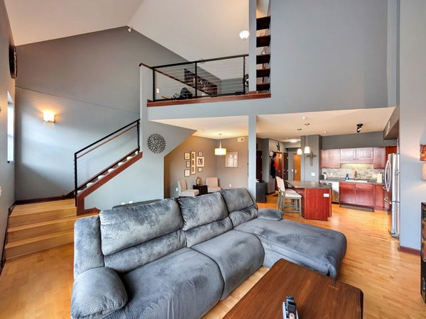 308 E 18th Street, Unit 305, Minneapolis, MN 55404