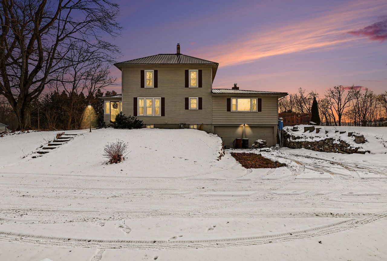 2900 Blackbridge Road, Osseo, MI 49266 Main Photo