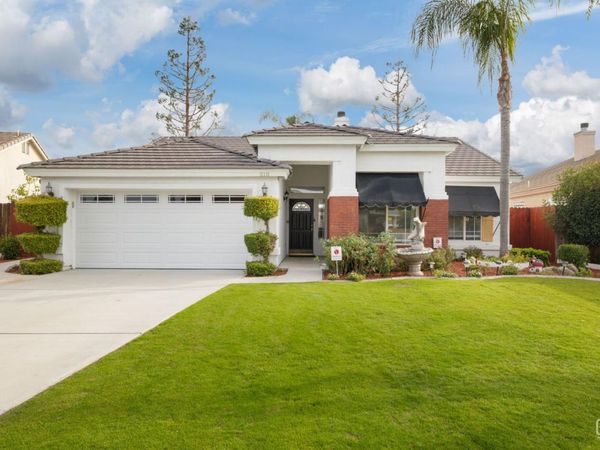 310 Lewisham Street, Bakersfield, CA 93311