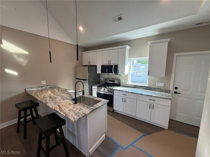 20516 Amherst Road, Warrensville Heights, OH 44122 Photo 3