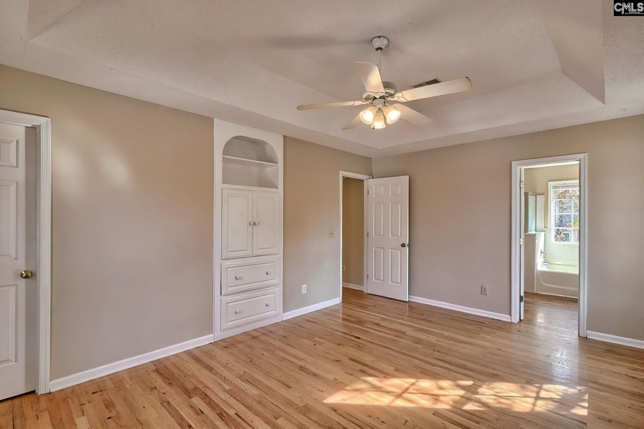 205 Angus Drive Photo 24