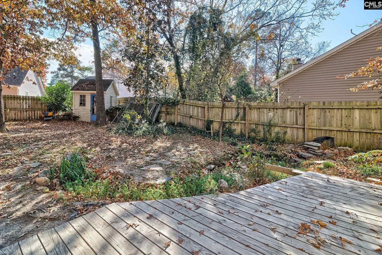 205 Angus Drive Photo 5