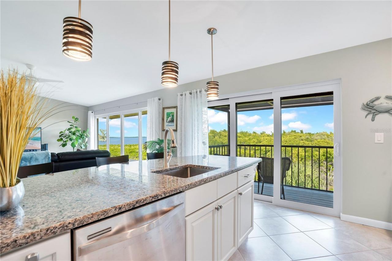 4013 Catalina Drive, Unit 4013, Bradenton, FL 34210 Photo