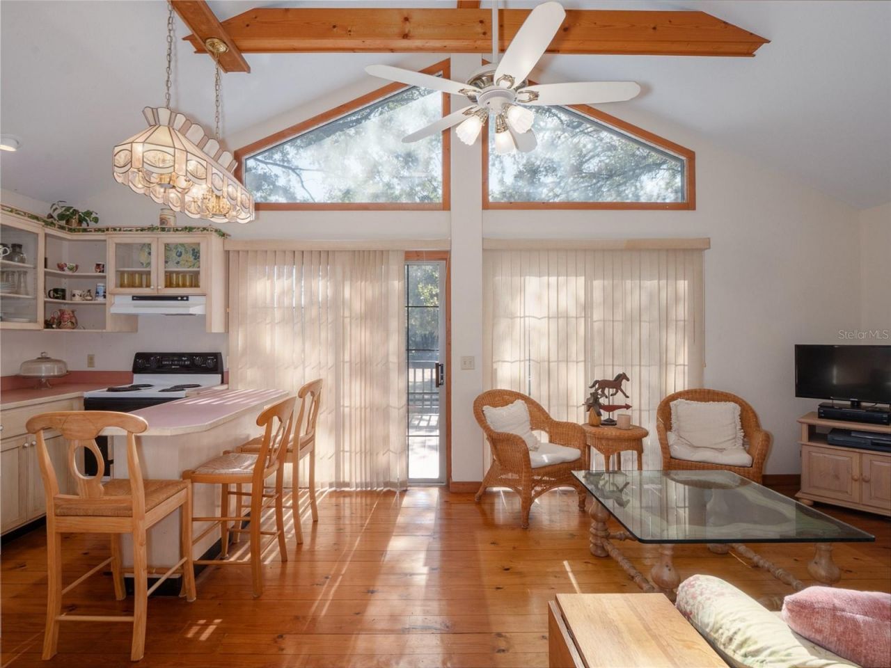 4951 SE 216th Avenue, Morriston, FL 32668 Photo