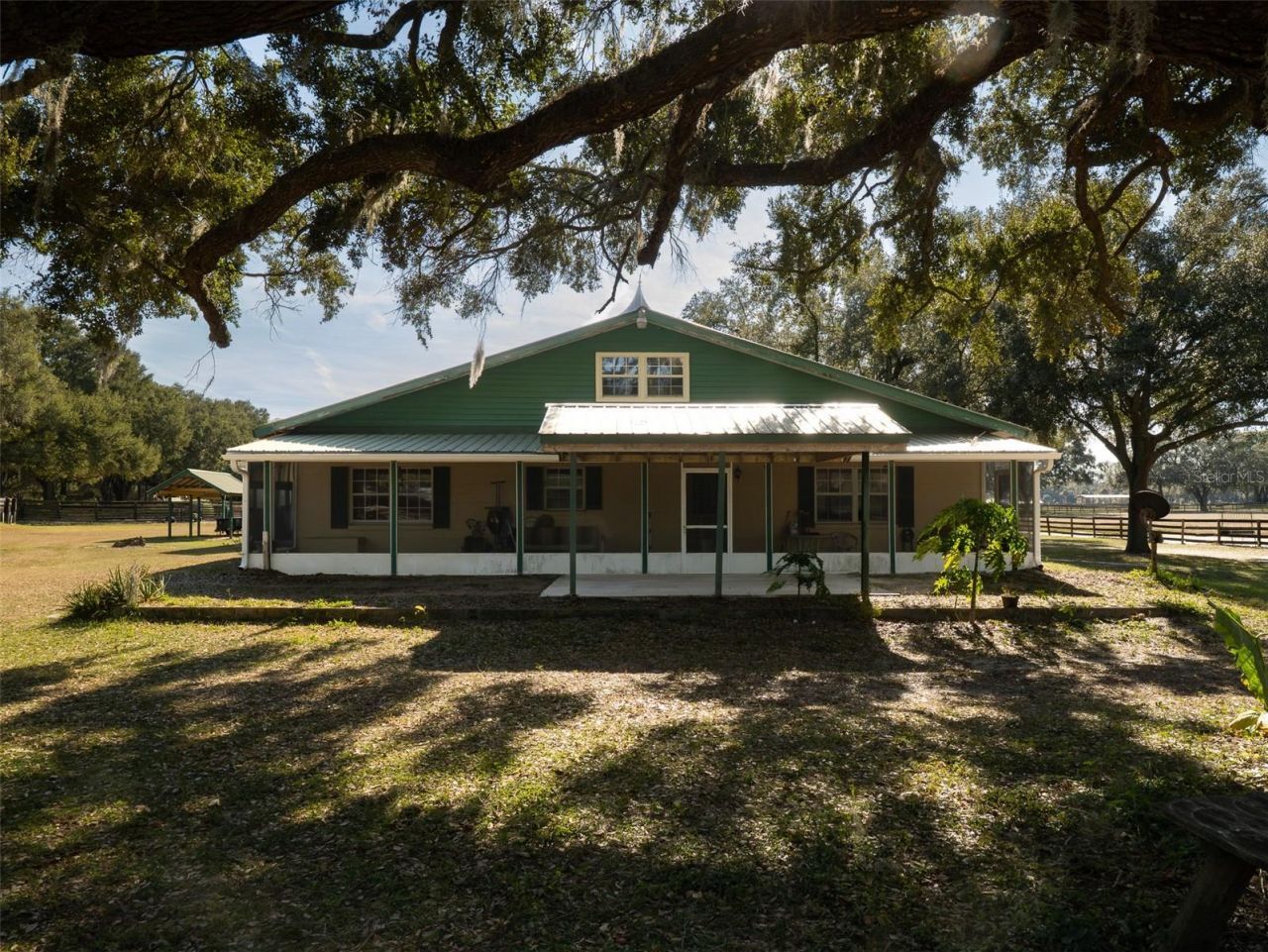 4951 SE 216th Avenue, Morriston, FL 32668 Photo
