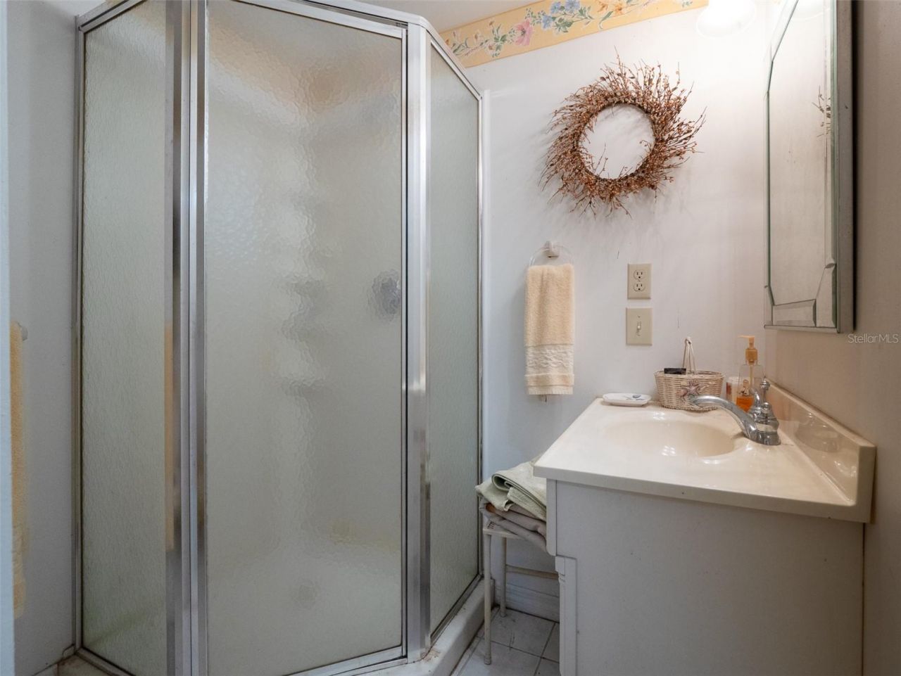 4951 SE 216th Avenue, Morriston, FL 32668 Photo