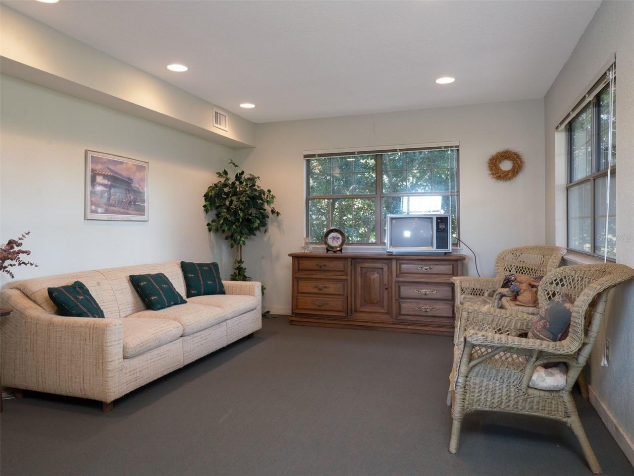 4951 SE 216th Avenue, Morriston, FL 32668 Photo