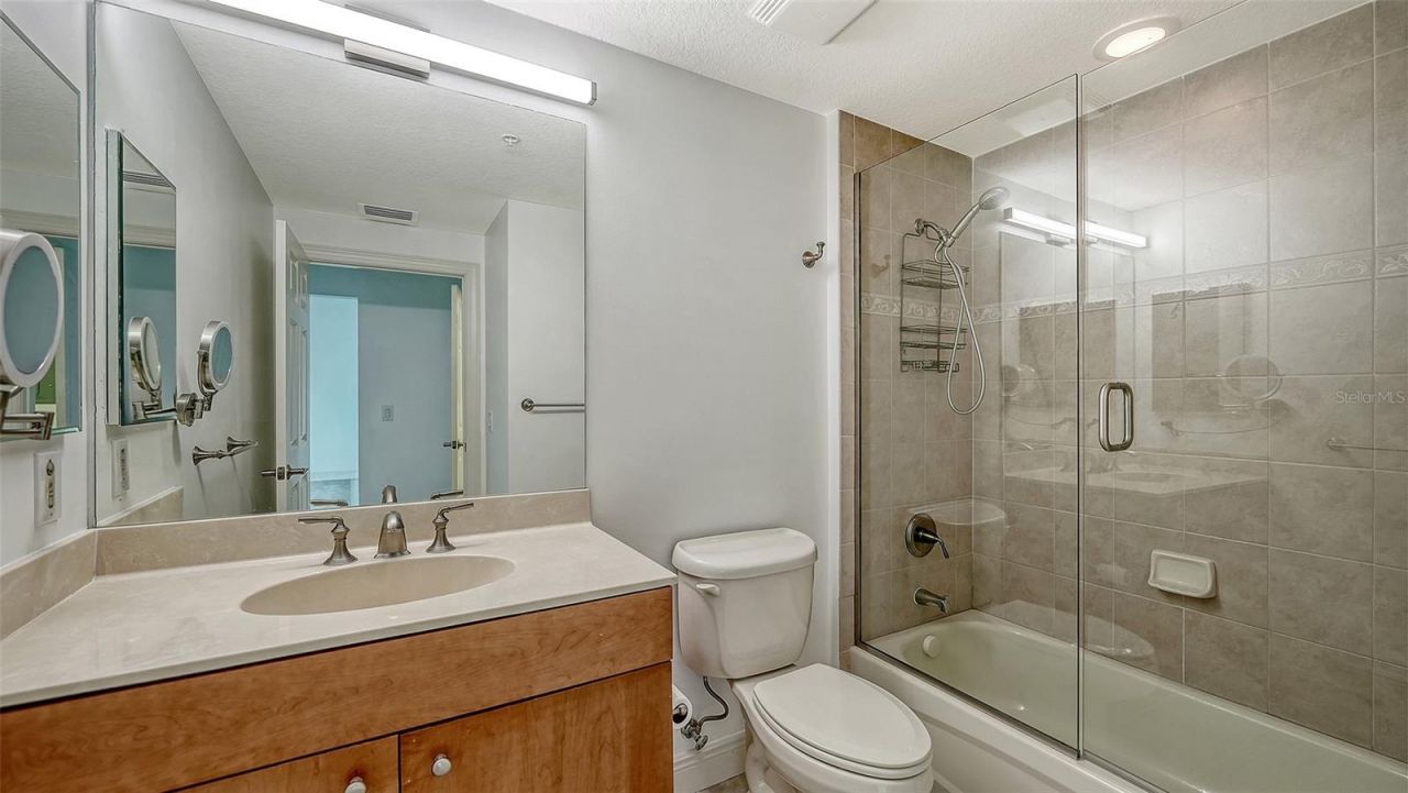 800 N Tamiami Trail, Unit 307, Sarasota, FL 34236 Photo