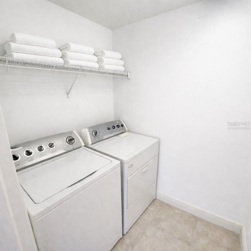 800 N Tamiami Trail, Unit 307, Sarasota, FL 34236 Photo