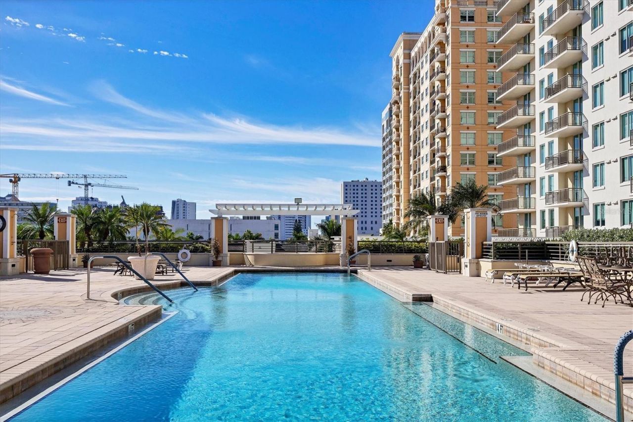 800 N Tamiami Trail, Unit 307, Sarasota, FL 34236 Photo