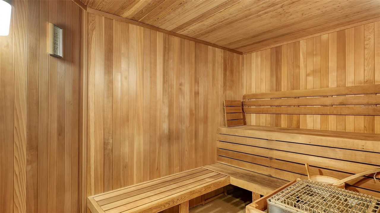 800 N Tamiami Trail, Unit 307, Sarasota, FL 34236 Photo