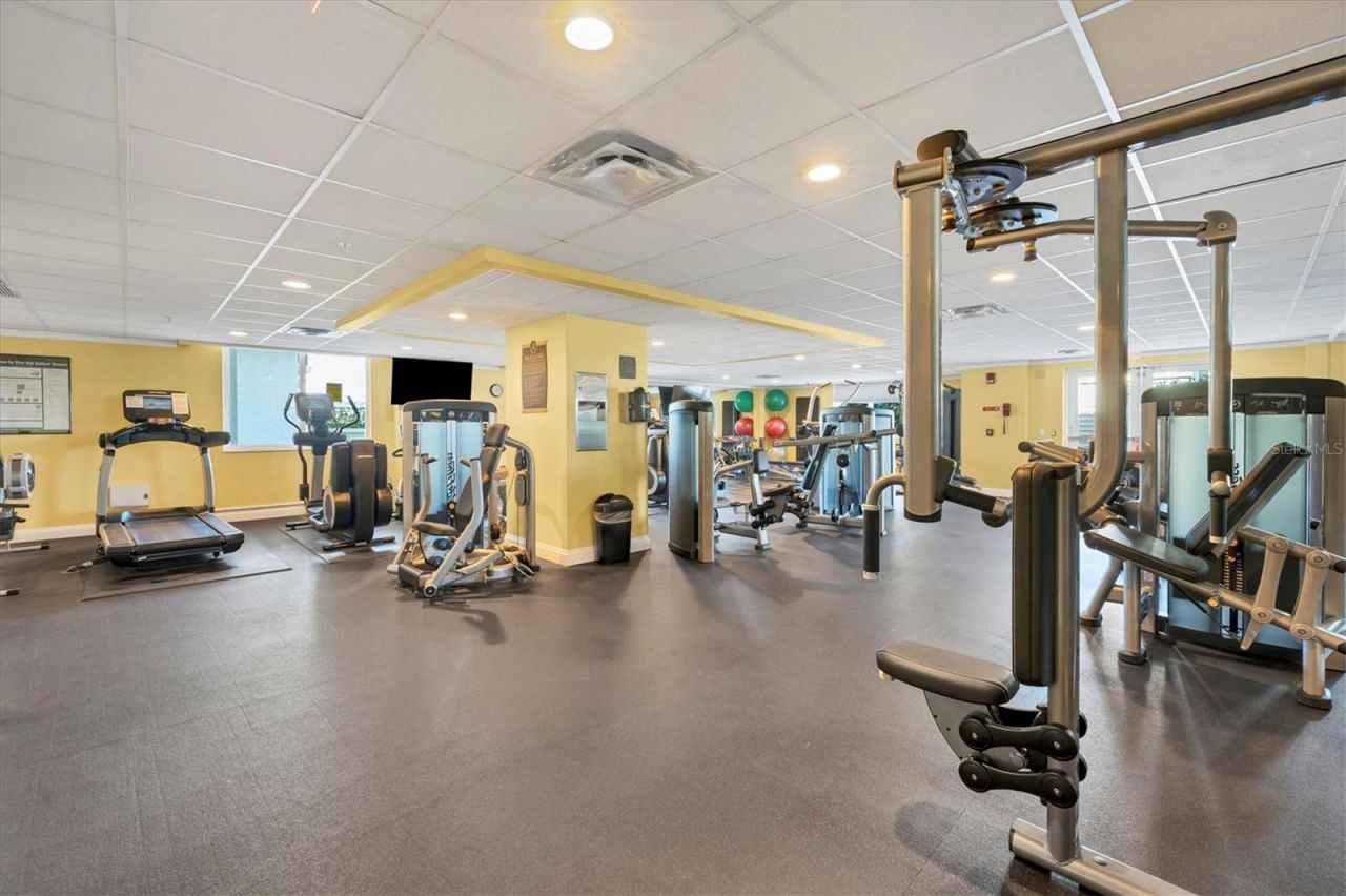 800 N Tamiami Trail, Unit 307, Sarasota, FL 34236 Photo