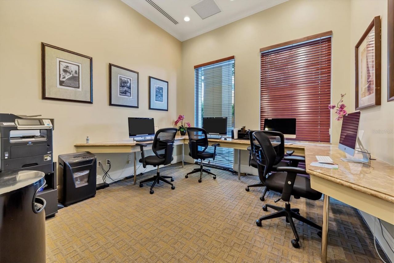 800 N Tamiami Trail, Unit 307, Sarasota, FL 34236 Photo