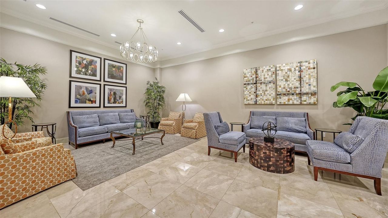 800 N Tamiami Trail, Unit 307, Sarasota, FL 34236 Photo