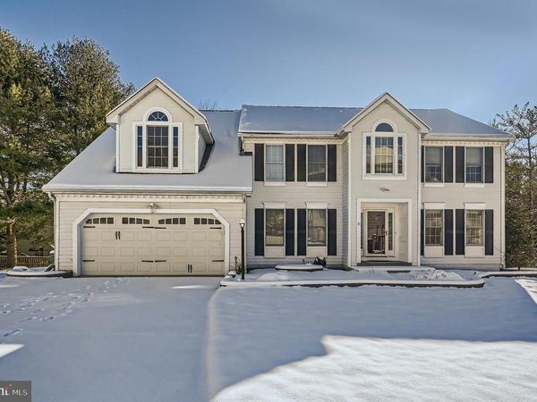 8 SAPPHIRE HILL COURT, BALTIMORE, MD 21209