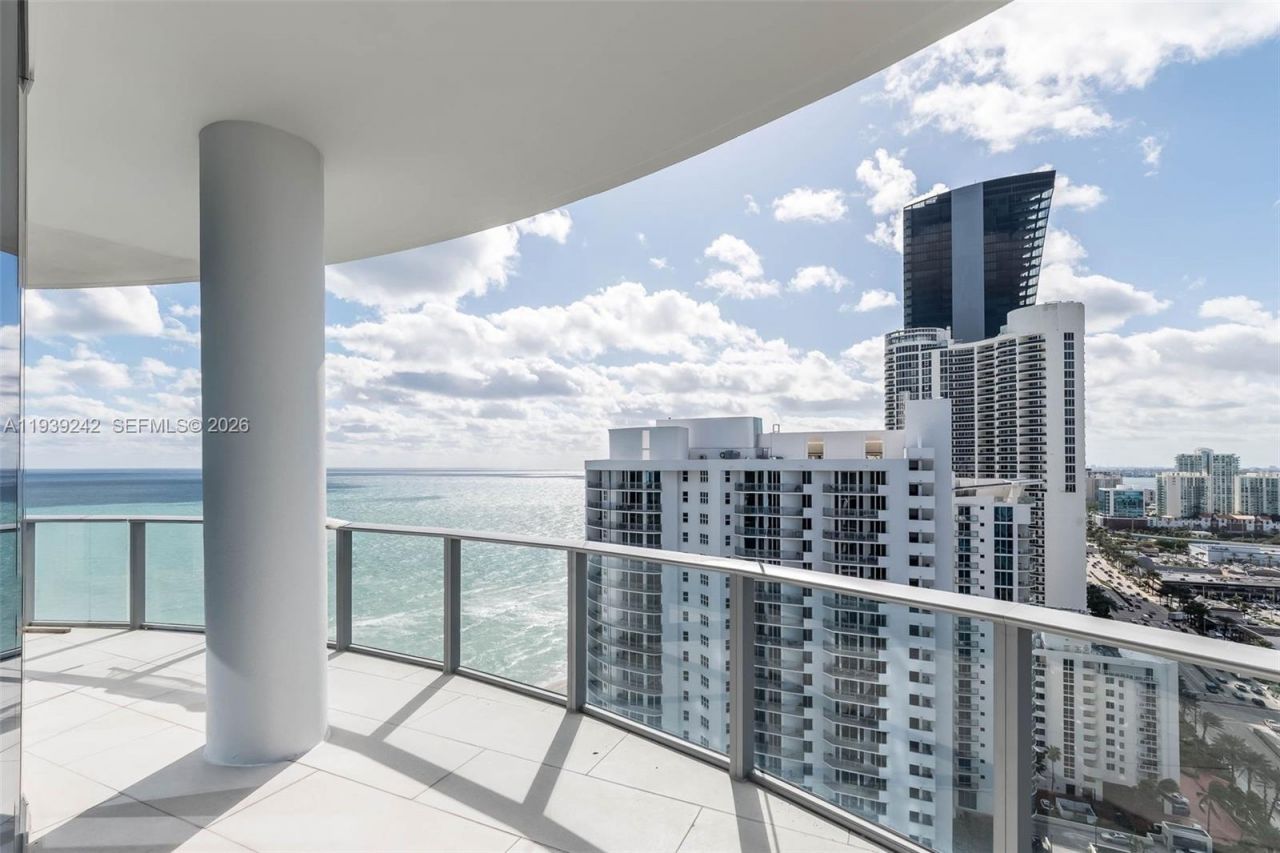 17475 Collins Ave , Unit 2003, Sunny Isles Beach, FL 33160 Photo