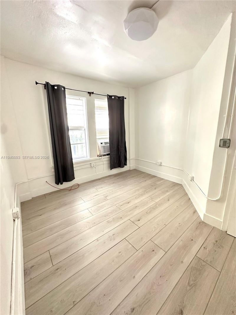 967 SW 5th St, Unit 18, Miami, FL 33130 Photo